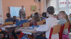 Učitelia nesúhlasia s regionálnymi príplatkami tak, ako ich nastavilo ministerstvo