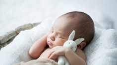 Rebríček najpopulárnejších mien roka 2022: Dievčatám už nekraľuje Nina, líder chlapcov je jasný