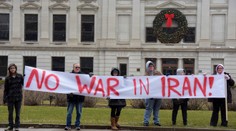 V USA a Londýne zvolali protivojnové pochody