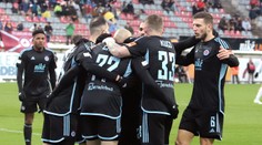 VIDEO: Belasá spúšť na zasneženom Horehroní. Slovan nadelil Podbrezovej na jej trávniku poltucet