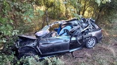 Zrejme rodinná tragédia: Muž zomrel, žena je ťažko zranená a tri deti museli ošetrovať