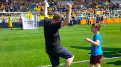 VIDEO: 15-tisícová strela má ďalšieho víťaza. Fanúšik to trafil na posledný pokus