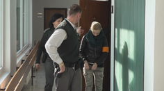 Predávala drogy a všade so sebou brala dvojročného syna. Hrozí jej 10 rokov väzenia