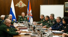 Ruské ministerstvo zverejnilo záznam schôdzky, ktorú viedol Sergej Šojgu. Objavil sa na nej aj Gerasimov