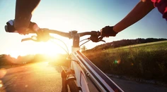 Nepodarený nový poľský zákon: Deti môžu jazdiť na bicykli či kolobežke iba s preukazom