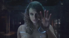 Dlho očakávaný videoklip Taylor Swift je vonku. Tak je nahá či nie?