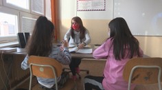 Nejasnosti okolo odmeňovania pedagógov. Bude učiteľ v Bratislave zarábať viac ako v Sabinove?