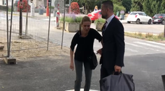 Kauza Fatima: Monika Jankovská sa na prvom pojednávaní rozplakala a roztriasla. Sudca proces odročil