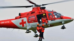 Motorkár sa zrazil s nákladiakom. Do nemocnice ho odvážal vrtuľník