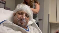 Spravil veľký pokrok: Kamarátka Jeremyho Rennera prezradila, čo už dokáže