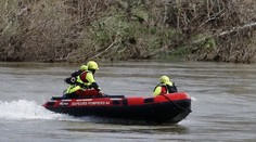 Ničivé záplavy na juhu Francúzska si vyžiadali najmenej päť obetí. Po ďalší osobách vrátane detí naďalej pátrajú