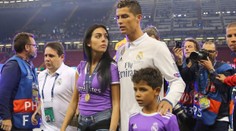 Ronaldovi sa len nedávno narodili dvojičky. Už je jasné, kedy sa opäť stane otcom