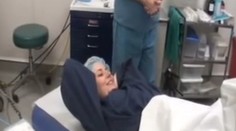 Žena si nakrútila potrat, aby ukázala, že o nič nejde