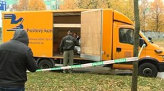 Na pošte v Hurbanove okradla matka vlastnú dcéru o 655€. Usvedčili ju kamery