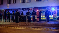 Dráma v Budapešti. Muž dobodal troch policajtov, jeden zomrel