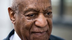 Zabávač Bill Cosby sa postavil pred súd kvôli sexuálnemu zneužitiu