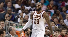 LeBron James vyrovnal rekord legendárneho Michaela Jordana