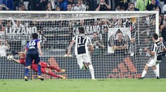 Juventus prehral s Laziom, Neapol zostal stopercentný