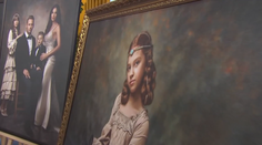 Do fotografií vdychuje históriu. Dita nám ukázala, ako vznikajú dobové portréty