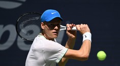 Dištanc za doping mu hrozil kvôli fyzioterapeutovi s trénerom. Svetová jednotka oboch poslala k vode