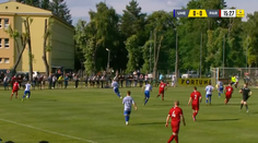 V dedinskom derby pred televíznymi kamerami sa zrodila zaslúžená remíza. Domáci sa dokázali vrátiť do zápasu