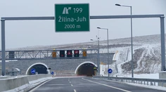 Otvorili nový úsek diaľnice pri Žiline, vodičom ušetrí 15 minút jazdy