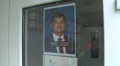 Jeho starostovanie bolo poznačené kontroverziou aj škandálmi, ale ľudia mali Atilu Géňu radi