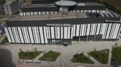 Katastrofický  scenár sa nenaplnil. Nová nemocnica prilákala slovenských lekárov z rôznych kútov sveta