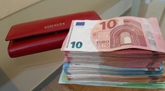 Dôverčivá žena naletela falošnému americkému vojakovi. Dala mu vyše 280-tisíc eur