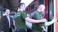 Kotlebove hliadky vo vlakoch skončia