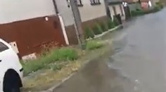 Záhorie zasiahli silné búrky a vietor. Zaplavili cesty a ulice