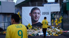 Našli trosky zmiznutého lietadla, v ktorom letel hráč Premier League Emiliano Sala