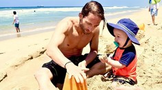 Slávny zápasník prišiel o ročného syna. Zabila ho opitá vodička