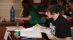 Študenti technických a prírodovedných odborov budú mať vyššie štipendiá