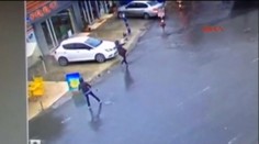 Útočníčky na políciu boli členkami ultraľavicovej militantnej skupiny