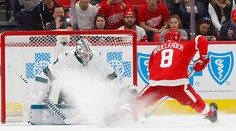VIDEO: Tatar parádnym nájazdom prispel k výhre Detroitu, Toronto rozdrvilo Islanders