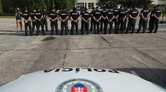 Maďari si vyžiadali našich policajtov, budú dohliadať na utečencov