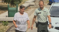 Po narodeninách do policajnej cely. Opitá žena v požičanom aute ničila, čo jej stálo v ceste