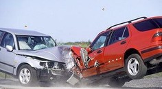 Čelná zrážka dvoch áut sa skončila tragicky pre 48-ročnú ženu