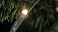 Vianočné svetielka môžu spôsobiť obrovskú tragédiu