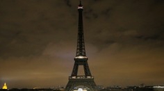 Francúzski ministri sa počas lockdownu zabávali v "zatvorených" reštauráciách. Bez rúšok