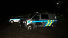 Rodinná tragédia v Česku: V Rybníku našli mŕtvych dvoch mužov a chlapca