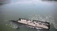 Dunaj odkryl nezvyčajný poklad. Z vody vytŕča trup historickej vojnovej lode