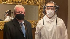 Boris Kollár prijal vo svojom sídle ruského veľvyslanca, urobil tak aj v helikonštrukcii