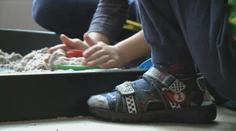 Každé štvrté dieťa na Slovensku ohrozuje chudoba. Zrejme ich nečaká ani dobrá budúcnosť
