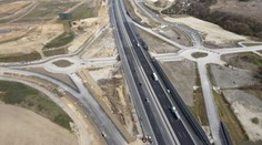 Vodiči by sa po novej diaľnici D4 a križovatke Triblavina mali previesť už v najbližších týždňoch