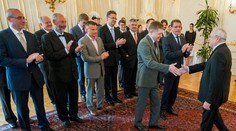 Gašparovič si naposledy podal ruku s Ficom ako prezident