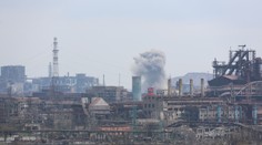 Z oceliarní Azovstaľ evakuovali všetky ženy, deti a seniorov