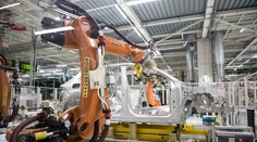 V bratislavskom Volkswagene sa chystajú zmeny: Plánuje škrtať pracovné zmeny