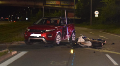 Tragédia v Košiciach. Pri zrážke s Range Roverom zahynul mladý motorkár